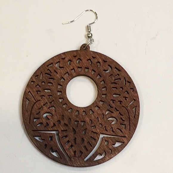 Wood Laser Cut Round Earrings - Picture 4 of 4